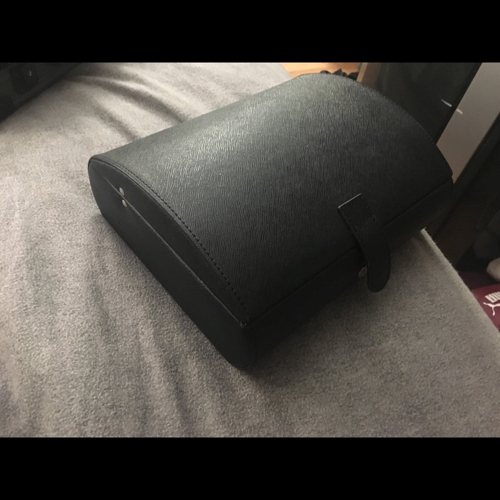 Watch case - Picture 4 of 4